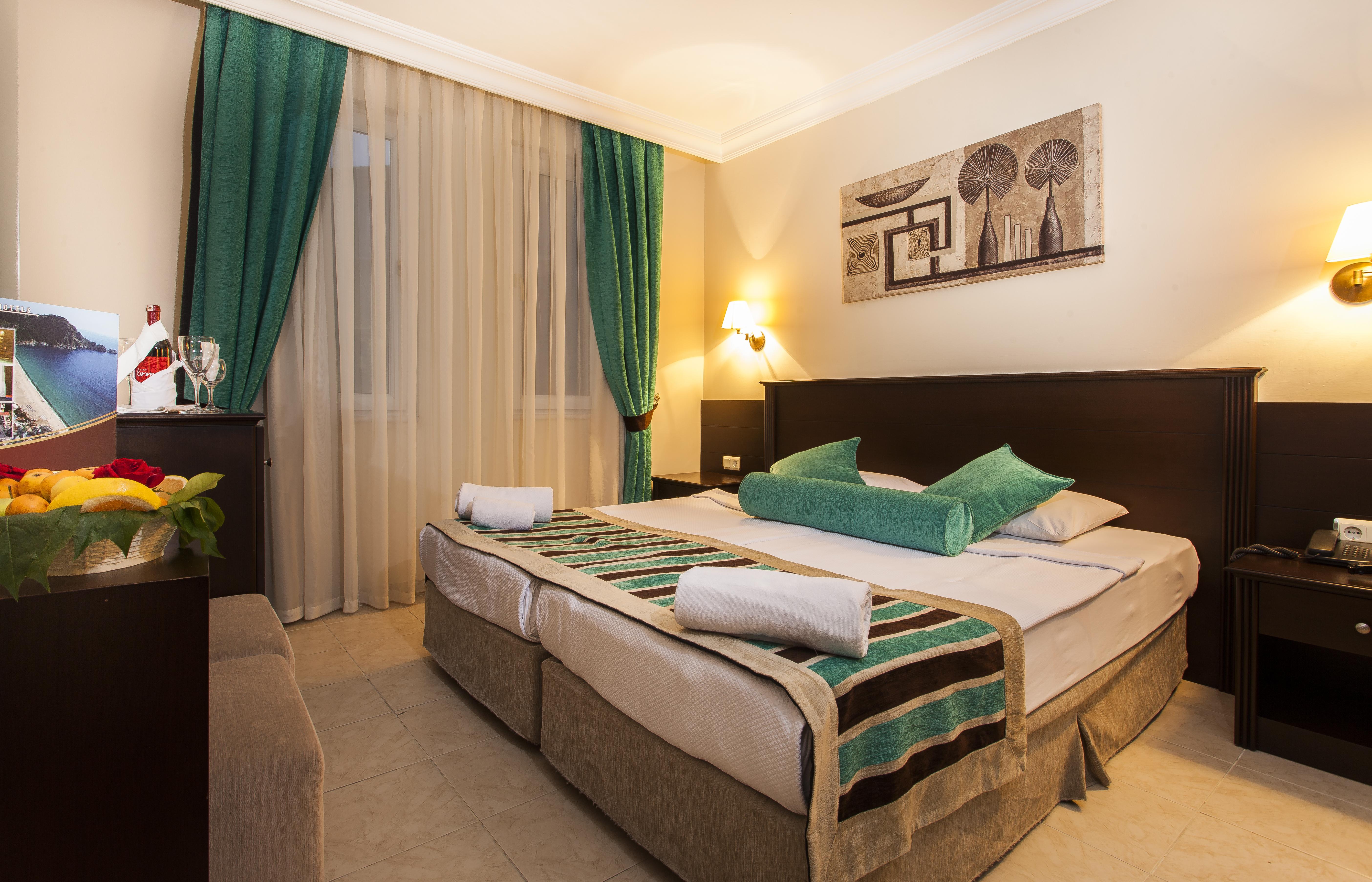 Kleopatra Royal Palm Hotel 阿拉尼亚 外观 照片