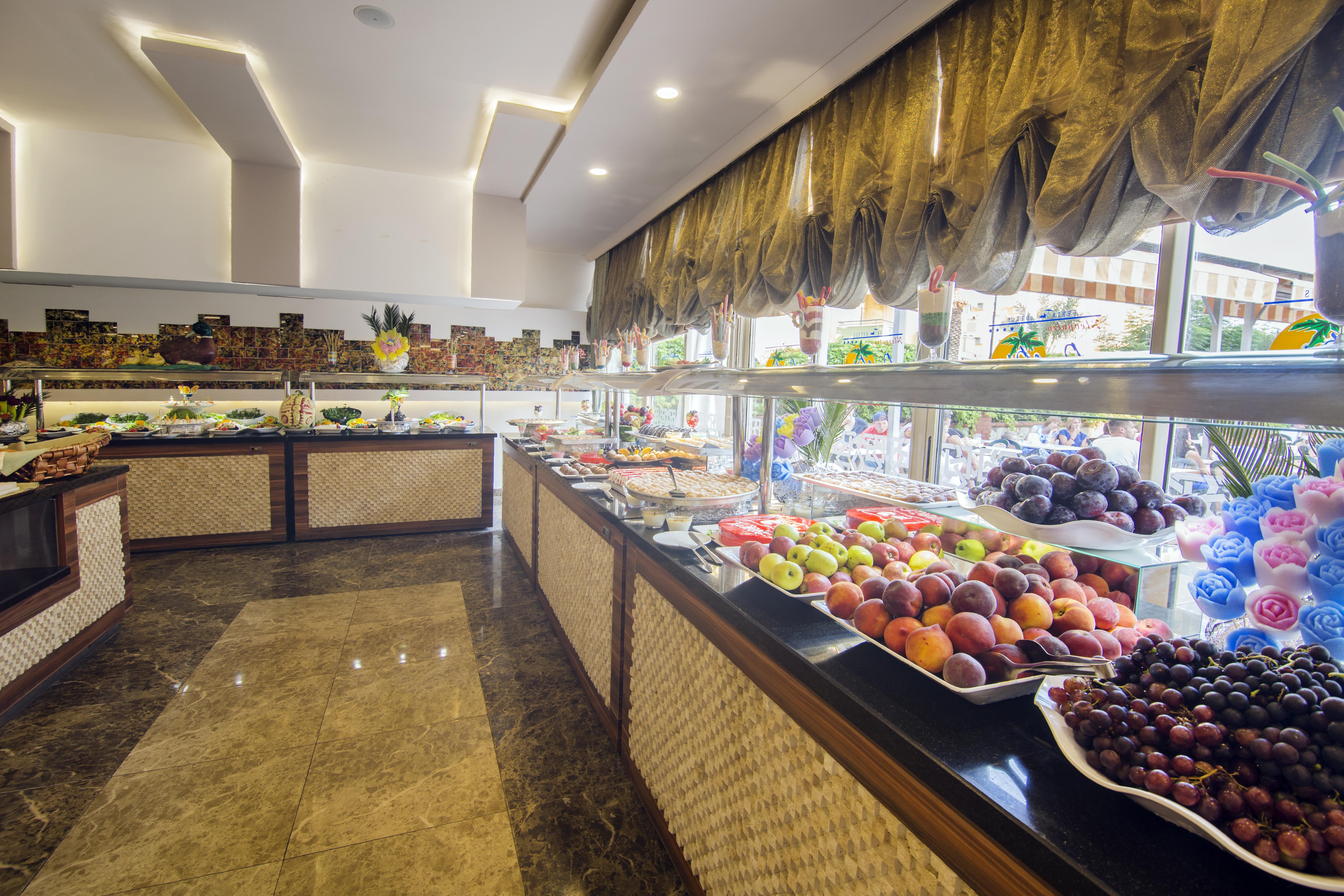 Kleopatra Royal Palm Hotel 阿拉尼亚 外观 照片