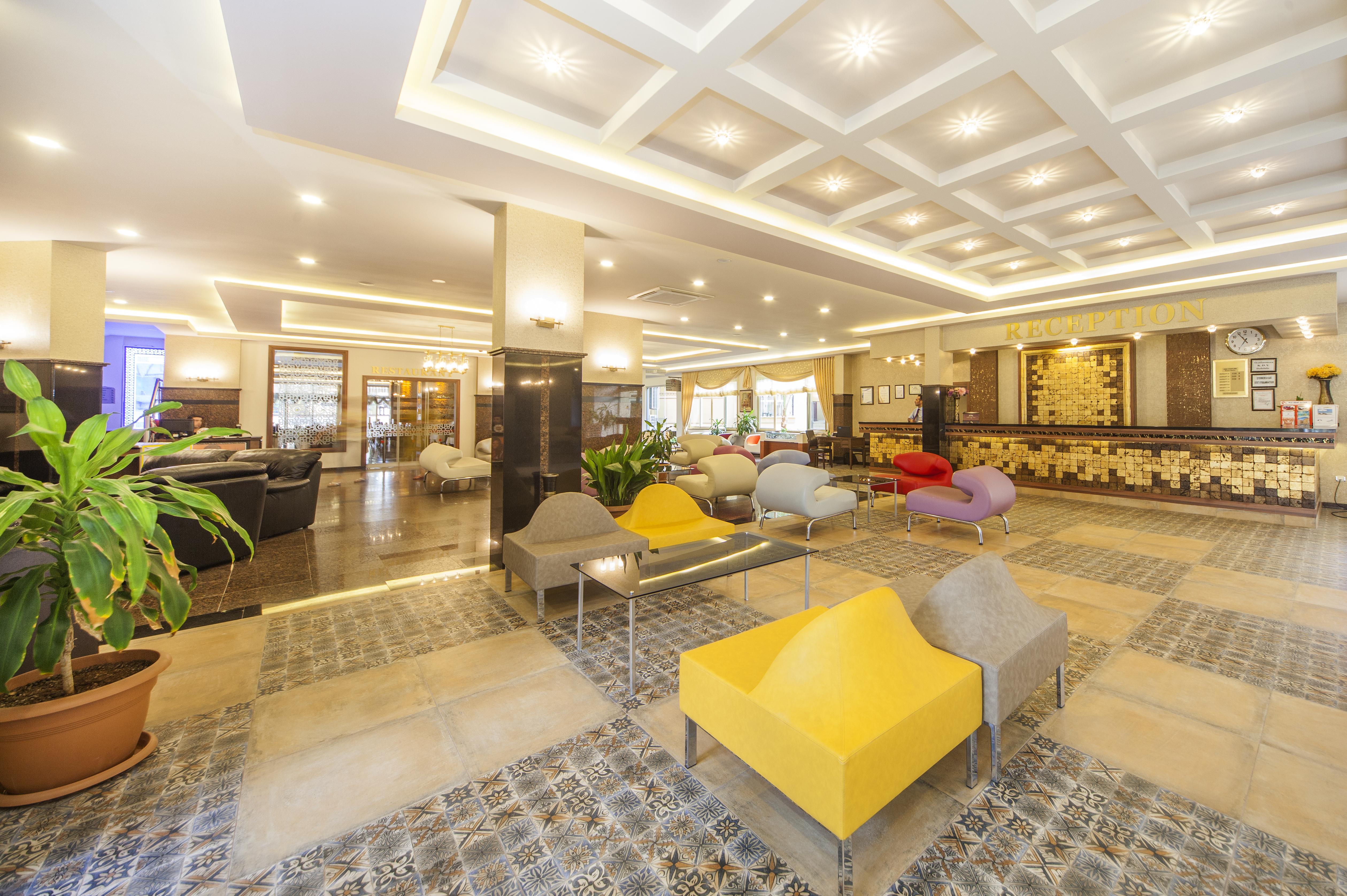 Kleopatra Royal Palm Hotel 阿拉尼亚 外观 照片