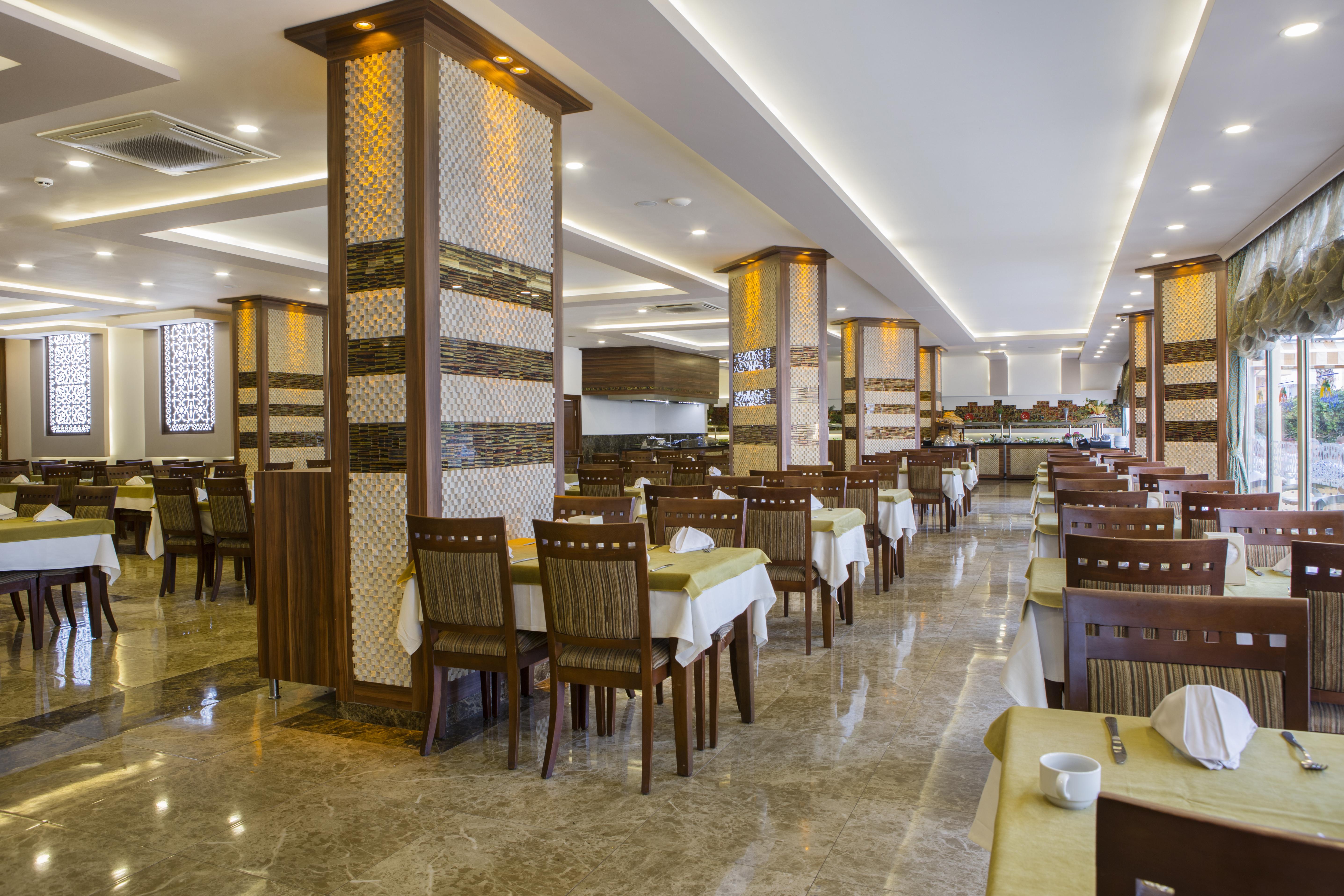 Kleopatra Royal Palm Hotel 阿拉尼亚 外观 照片