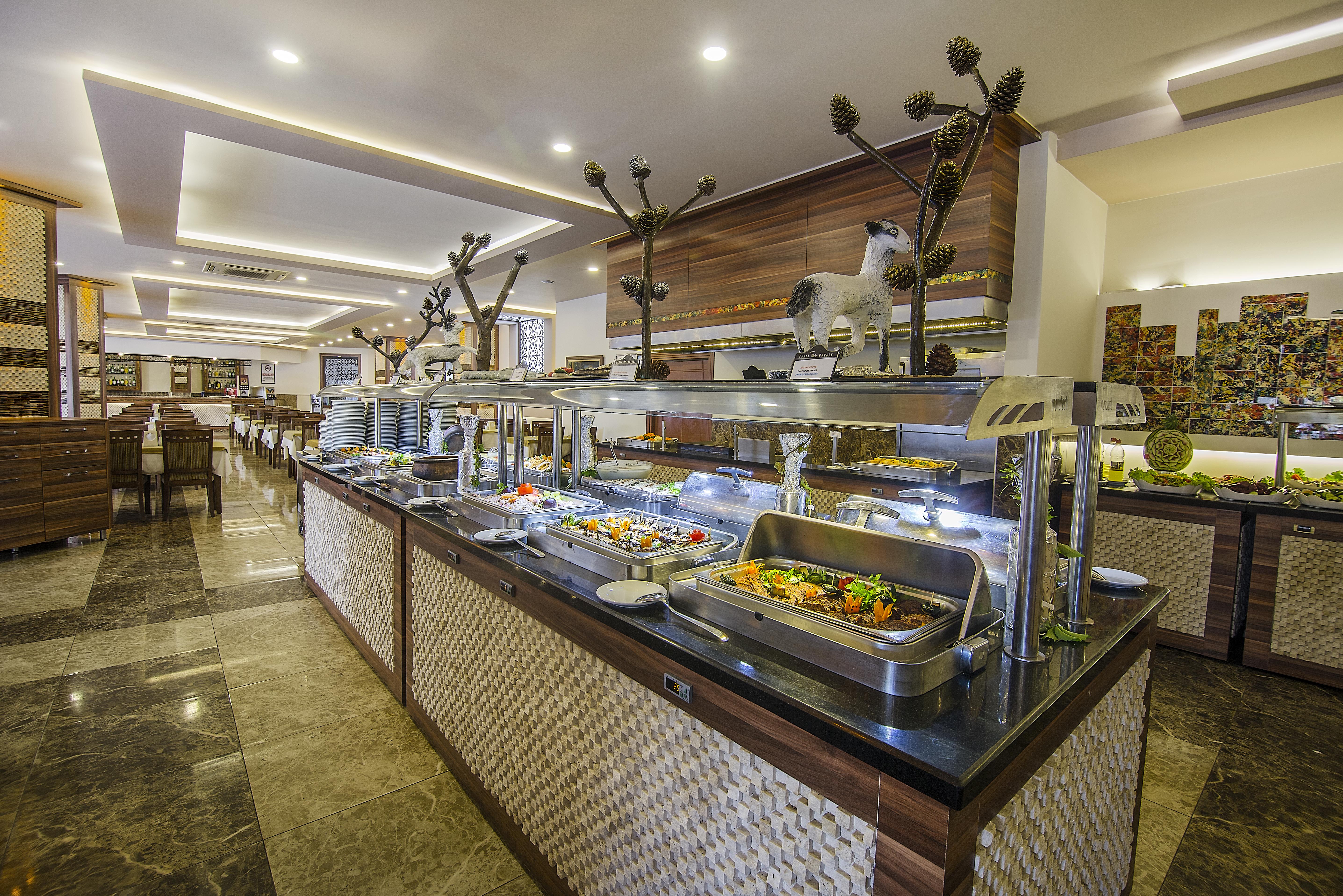 Kleopatra Royal Palm Hotel 阿拉尼亚 外观 照片