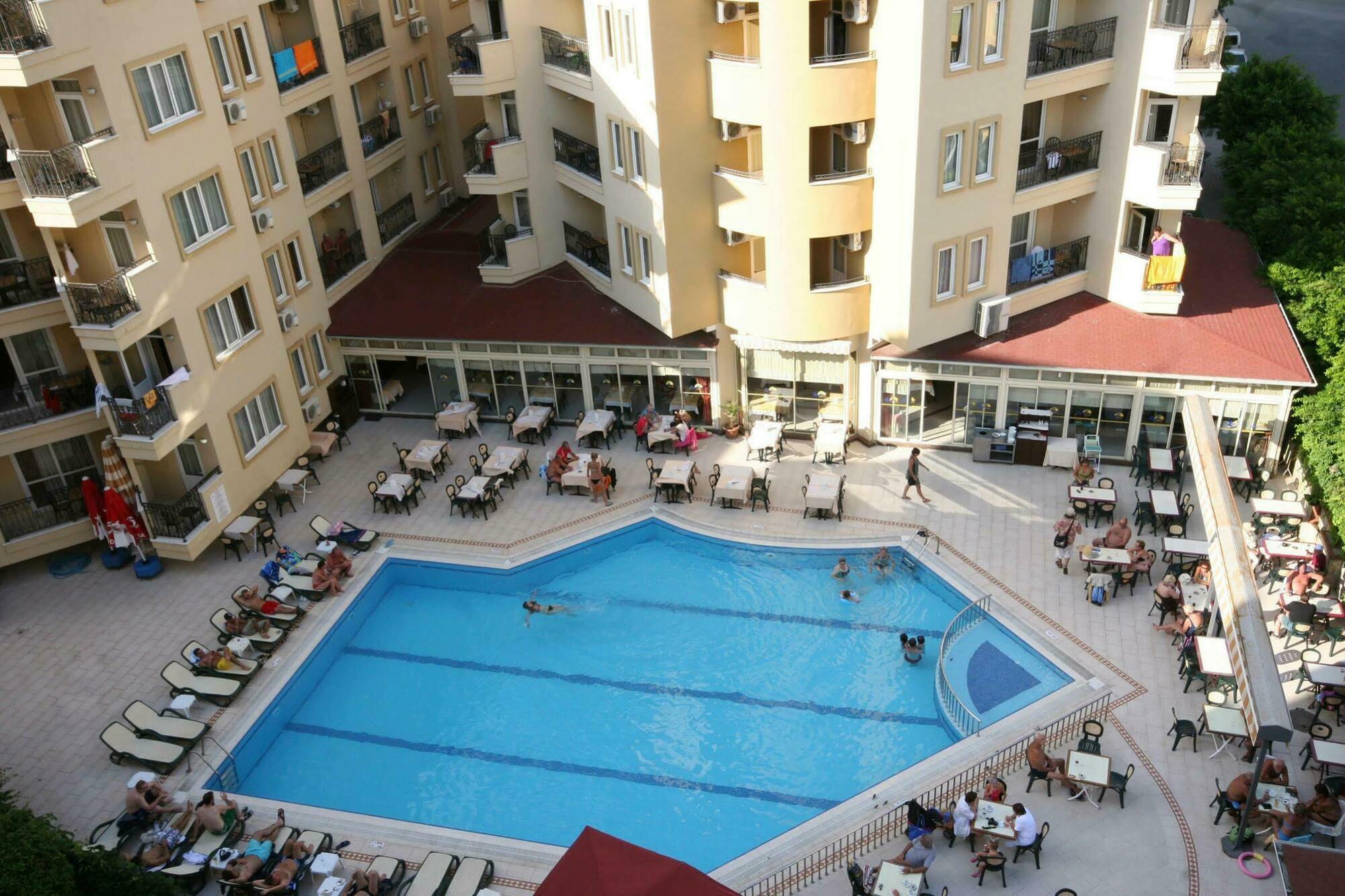 Kleopatra Royal Palm Hotel 阿拉尼亚 外观 照片